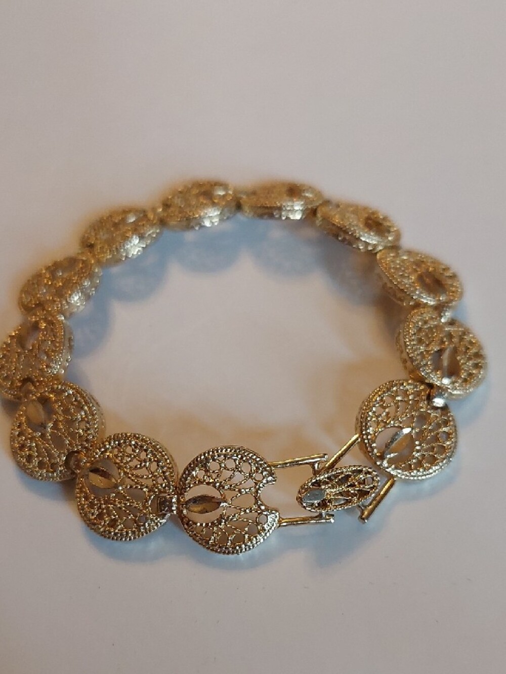 Diamond-cut Goldtone Dainty Filigree Link Bracelet And Station Necklace EUC - Picture 11 of 16